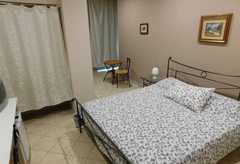 تختخواب و صبحانه Villa Delle Vacanze