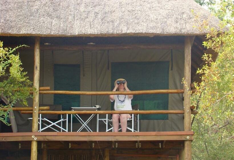 בית מלון כפרי Muweti Bush Lodge