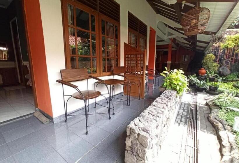 Kusuma Syariah Hotel Yogyakarta