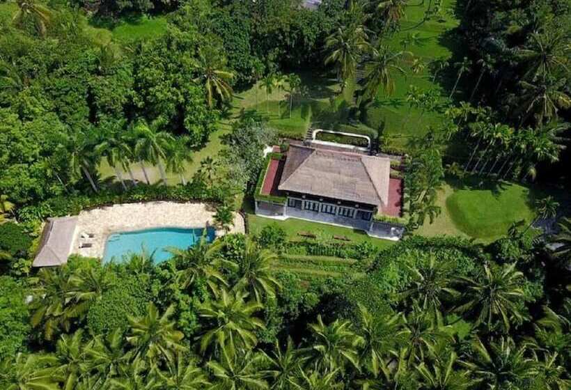 Отель The Bali Purnati Center For The Arts