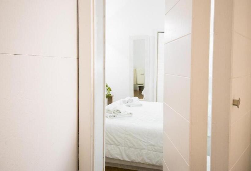 تختخواب و صبحانه Sui Tetti Luxury Rooms