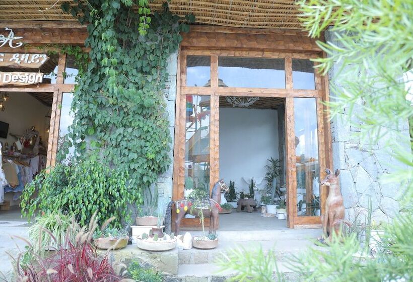 هتل Kuriftu Resort & Spa Bishoftu