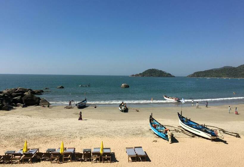 فندق Marron Sea View Resoort