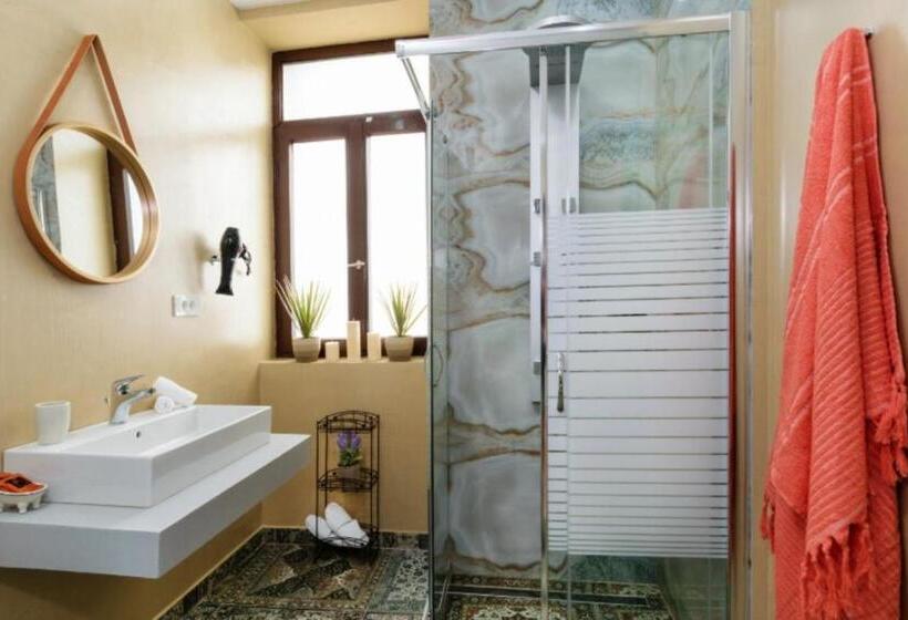 پانسیون Diamond Luxury Suites
