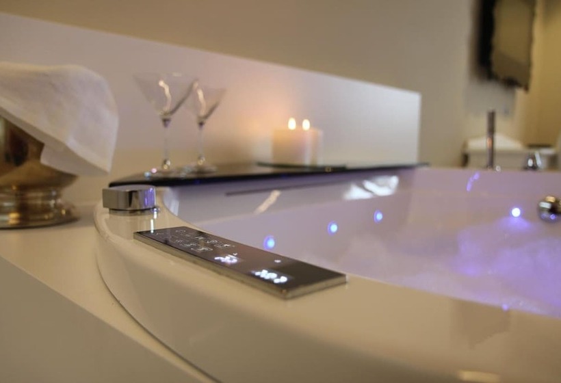 膳宿费 Suites & Apartments Liola