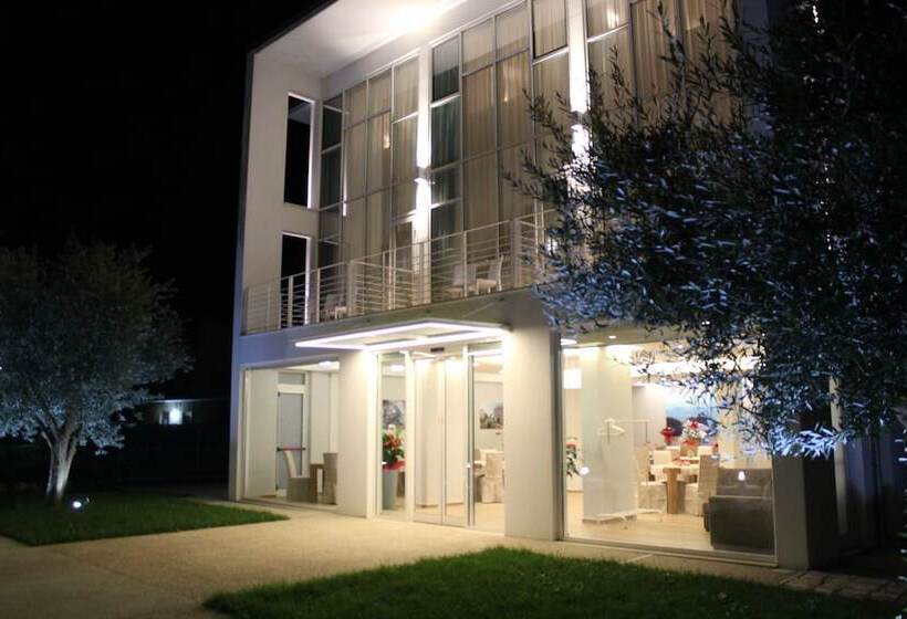 فندق فئة نجمة واحدة Summa Resort