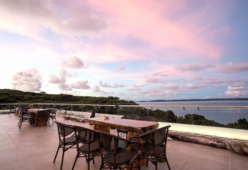 هتل Beluu Sea View Resort