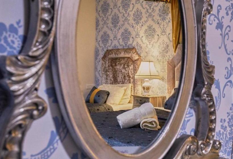هتل Killarney Inn