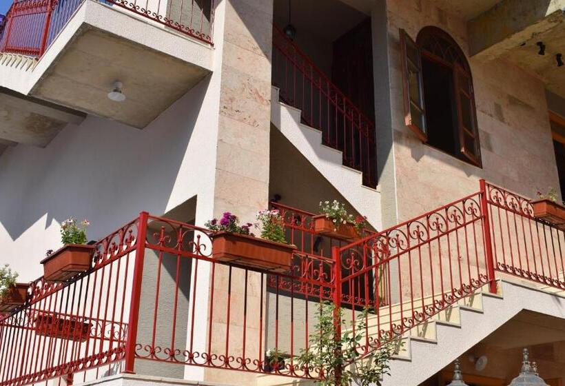پانسیون Damask Rose, Lebanese Guest House