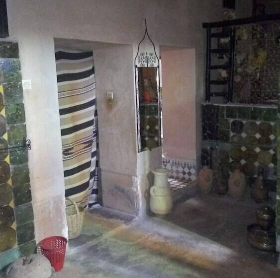 پانسیون Gite Chez L'habitant Amzil