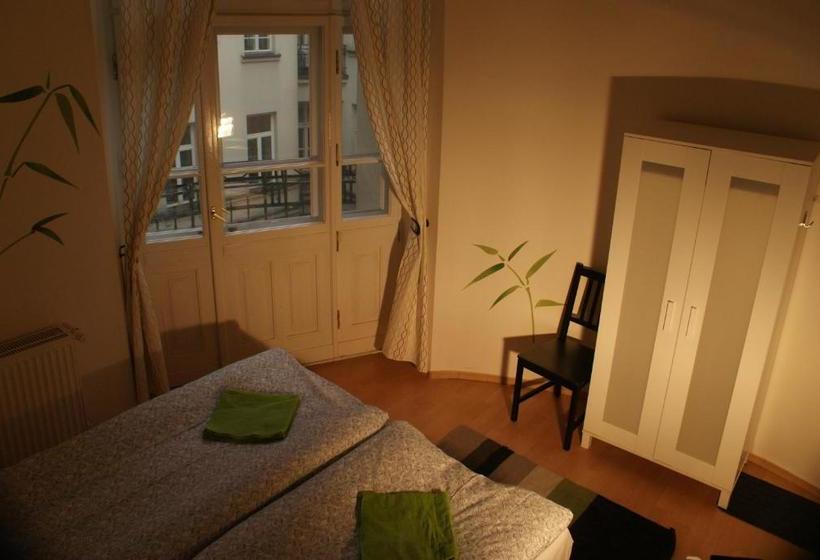 Central Station Hostel