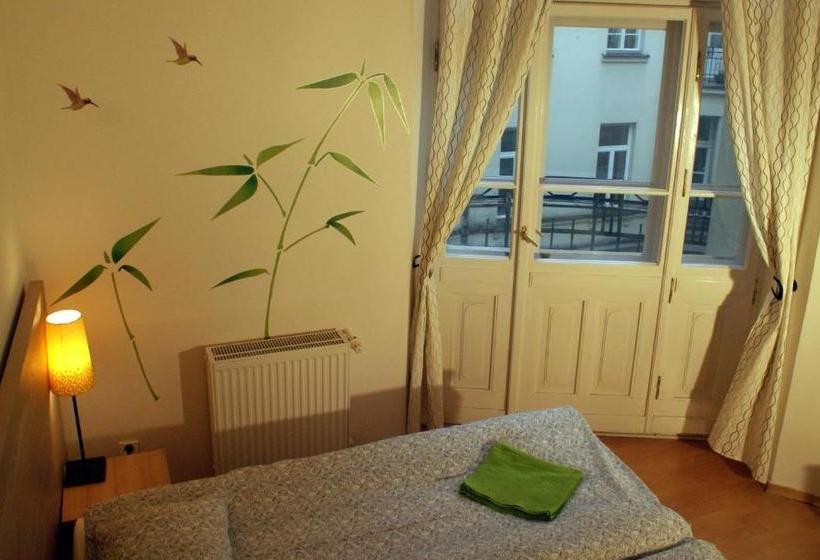 Central Station Hostel