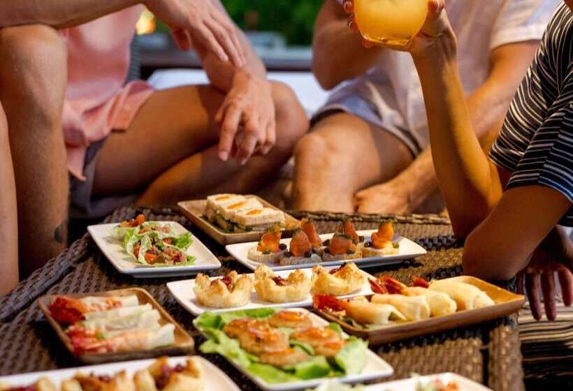 هتل Meridian Adventure Marina Club & Resort