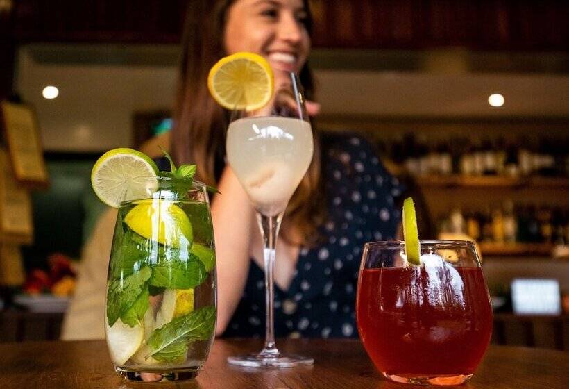 هتل Meridian Adventure Marina Club & Resort