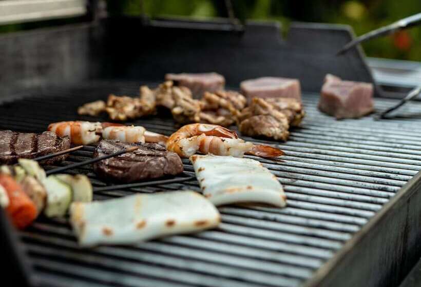 هتل Meridian Adventure Marina Club & Resort