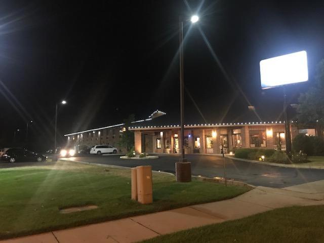 酒店 American Inn And Suites Ionia