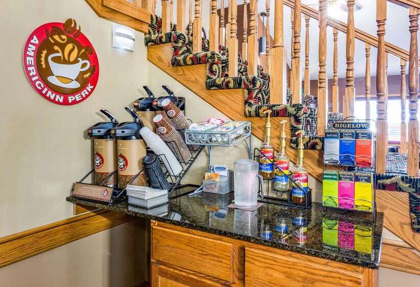 בית מלון כפרי Americinn By Wyndham Blue Earth