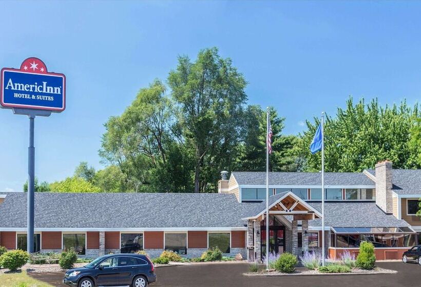 فندق Americinn By Wyndham Chippewa Falls