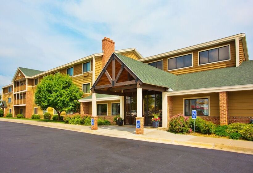 هتل Americinn By Wyndham Kearney