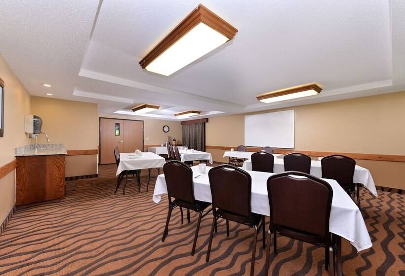 فندق Americinn By Wyndham St Cloud Mn I 94