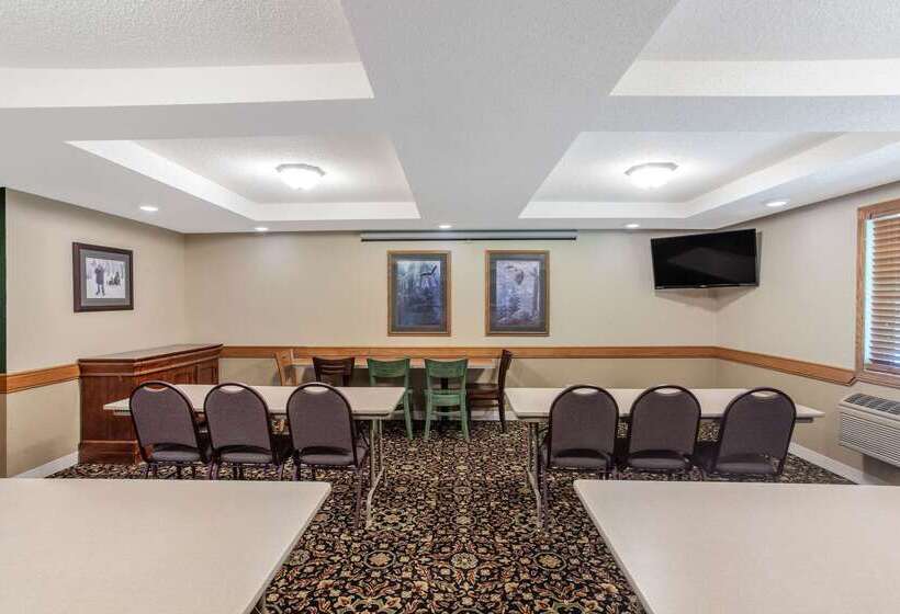 Отель Americinn By Wyndham White Bear Lake St. Paul