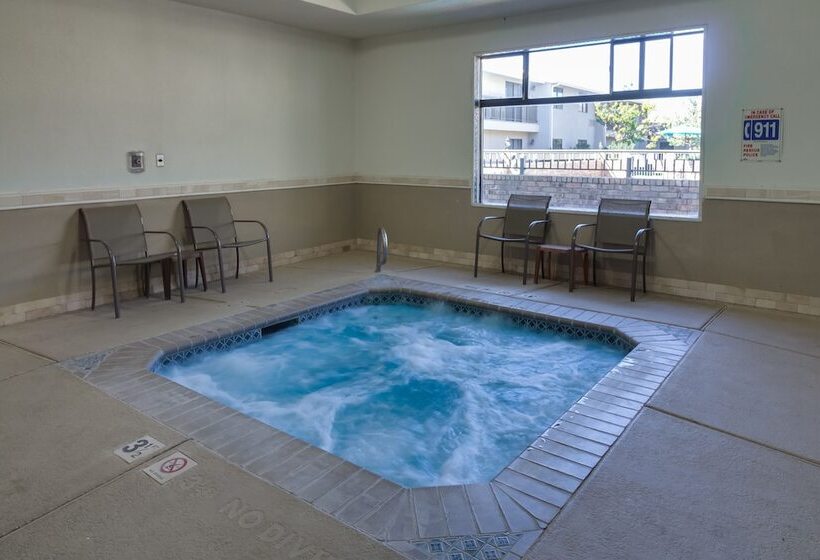 فندق Ashmore Inn And Suites Lubbock