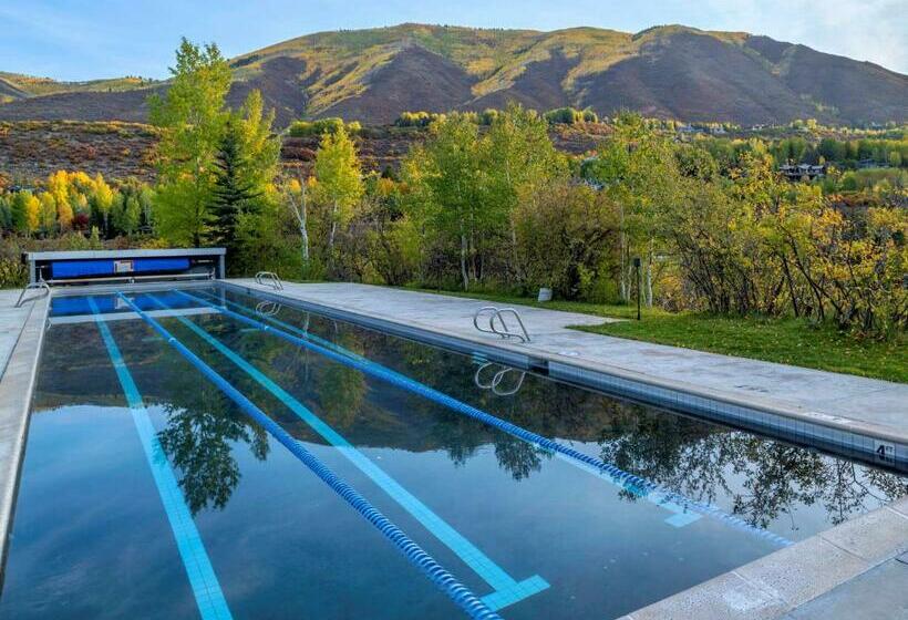 هتل Aspen Meadows Resort