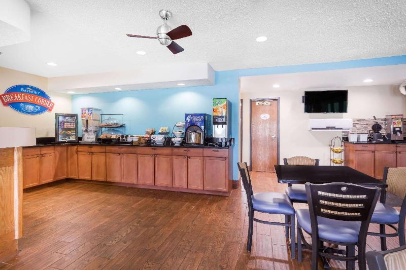 فندق Baymont By Wyndham Lagrange