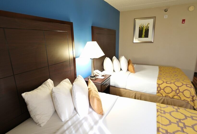 בית מלון כפרי Baymont By Wyndham Marshalltown