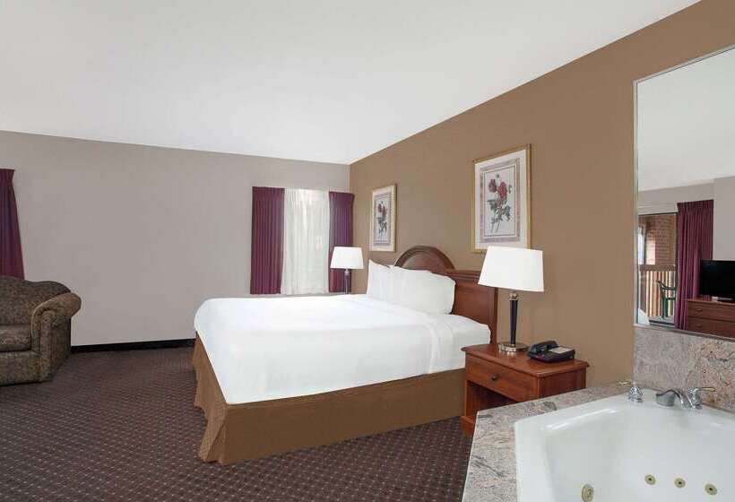 ホテル Baymont Inn & Suites By Wyndham San Marcos
