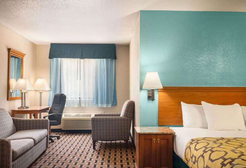 ホテル Baymont By Wyndham Warrenton