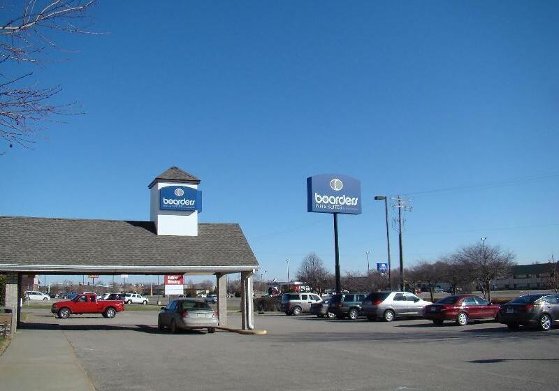 Boarders Inn & Suites By Cobblestone Hotels   Faribault