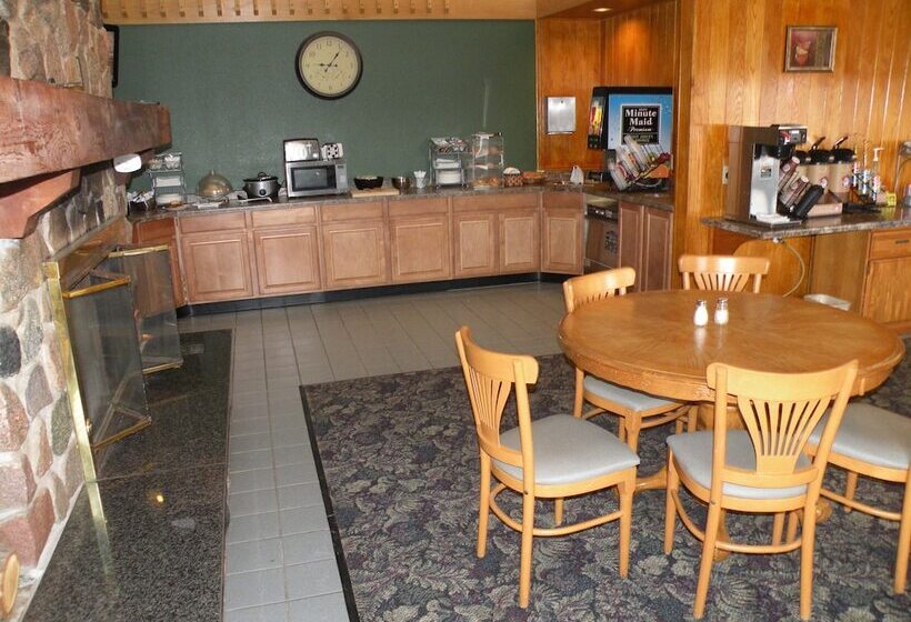 Boarders Inn And Suites By Cobblestone Hotels   Ripon