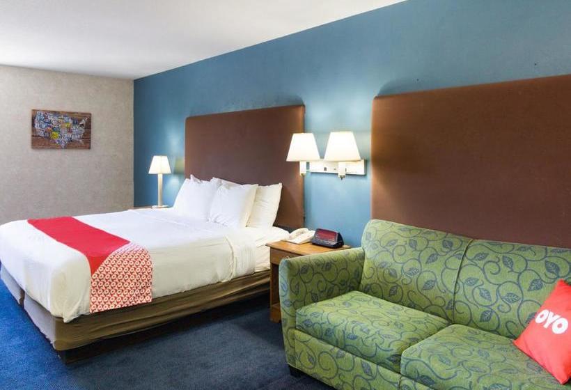 בית מלון כפרי Econo Lodge Inn & Suites Lake of the Ozarks