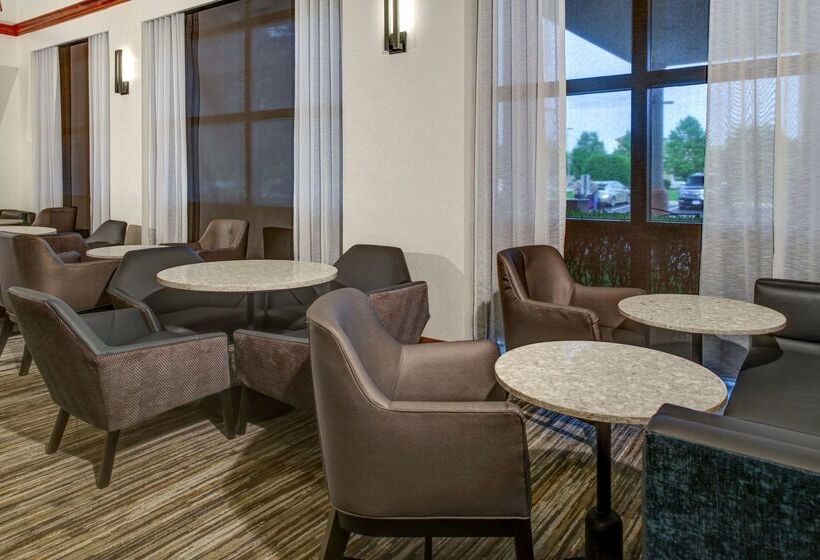 בית מלון כפרי Hyatt Place Tampa Busch Gardens