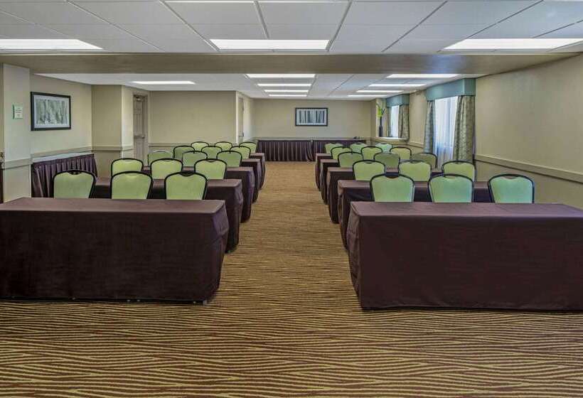 בית מלון כפרי La Quinta By Wyndham Bonita Springs Naples North