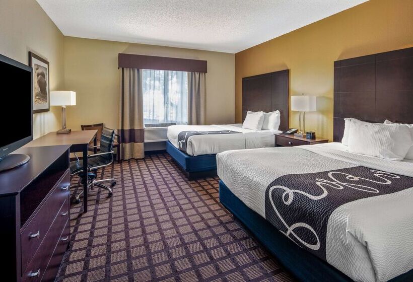 בית מלון כפרי La Quinta By Wyndham Bonita Springs Naples North