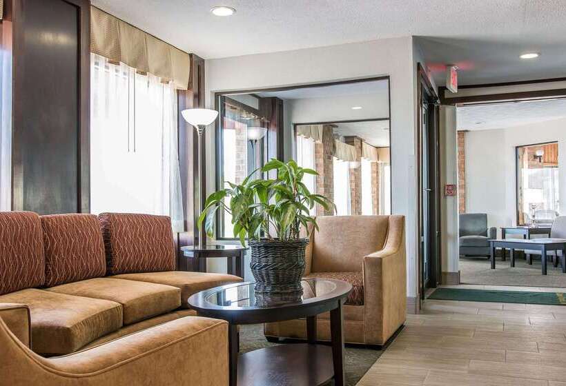 هتل Quality Inn Grand Rapids Southbyron Center