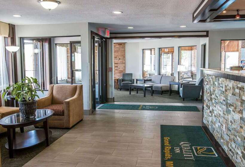 هتل Quality Inn Grand Rapids Southbyron Center