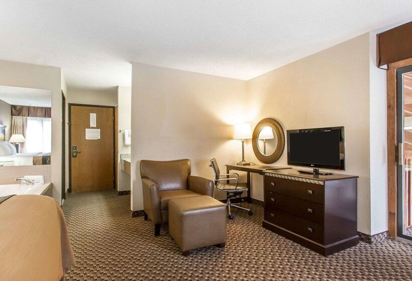 Отель Quality Inn Macomb Near University Area