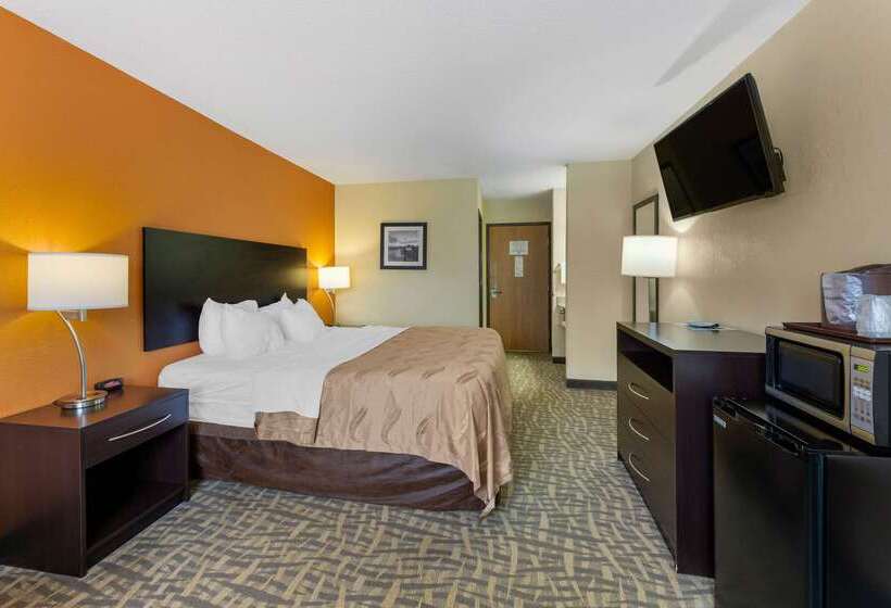호텔 Quality Inn