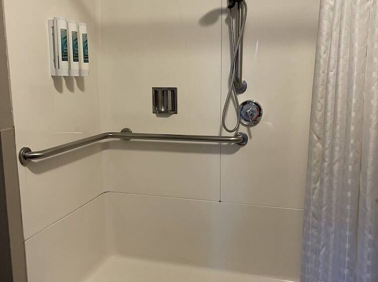 בית מלון כפרי The Alder Inn