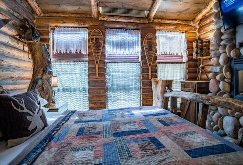 בית מלון כפרי The Anniversary Inn   Boise