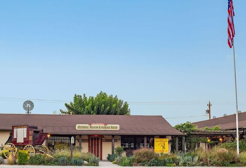 Отель The Ballard Inn, A Kirkwood Collection