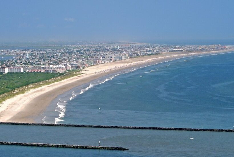 استراحتگاه Aqua Beach