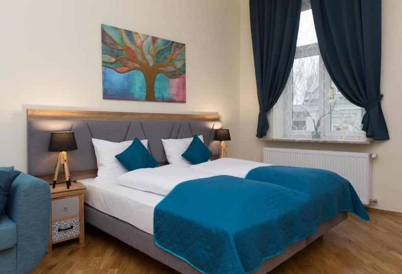 1898 Parkside Boutique Residence