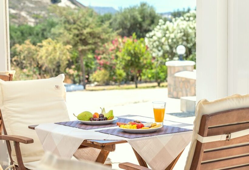 تختخواب و صبحانه Konstantinos