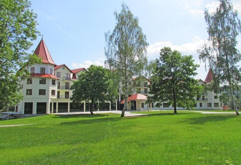 هتل Nowy Zdrój   Centrum Zdrowia I Wypoczynku