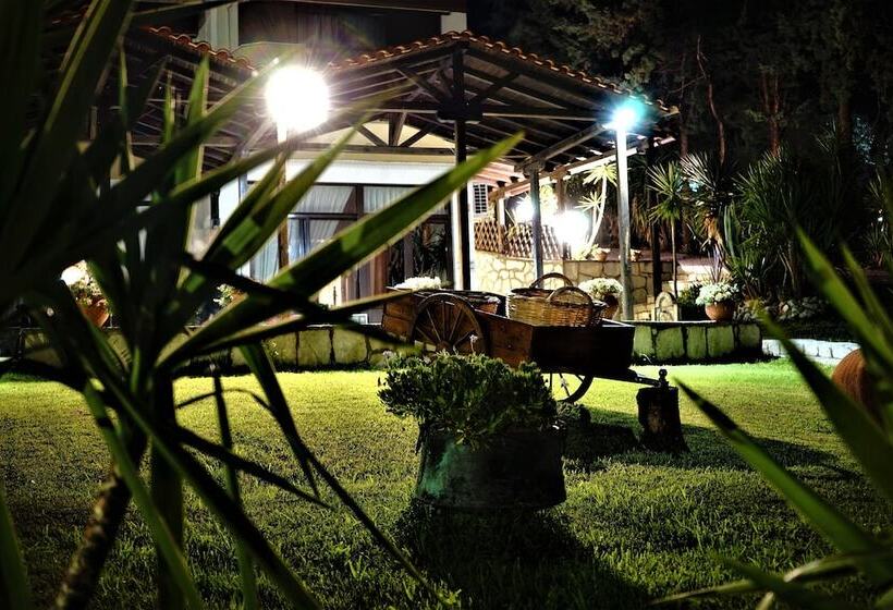 Pension Karvounoskala
