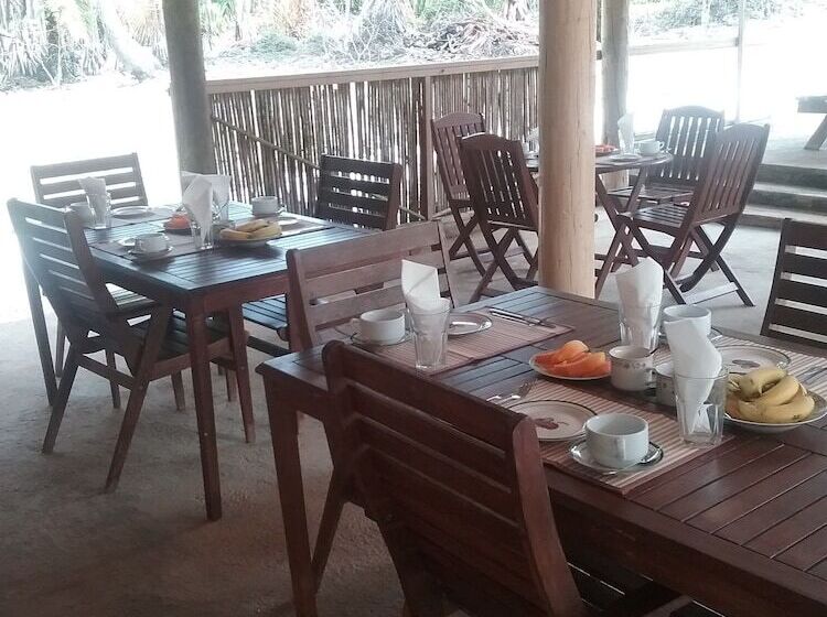 تختخواب و صبحانه Ara Moana Bungalows